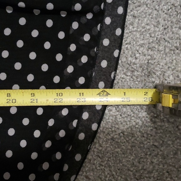 Kim & Cami Polka Dot Sleeveless Top - Picture 10 of 15